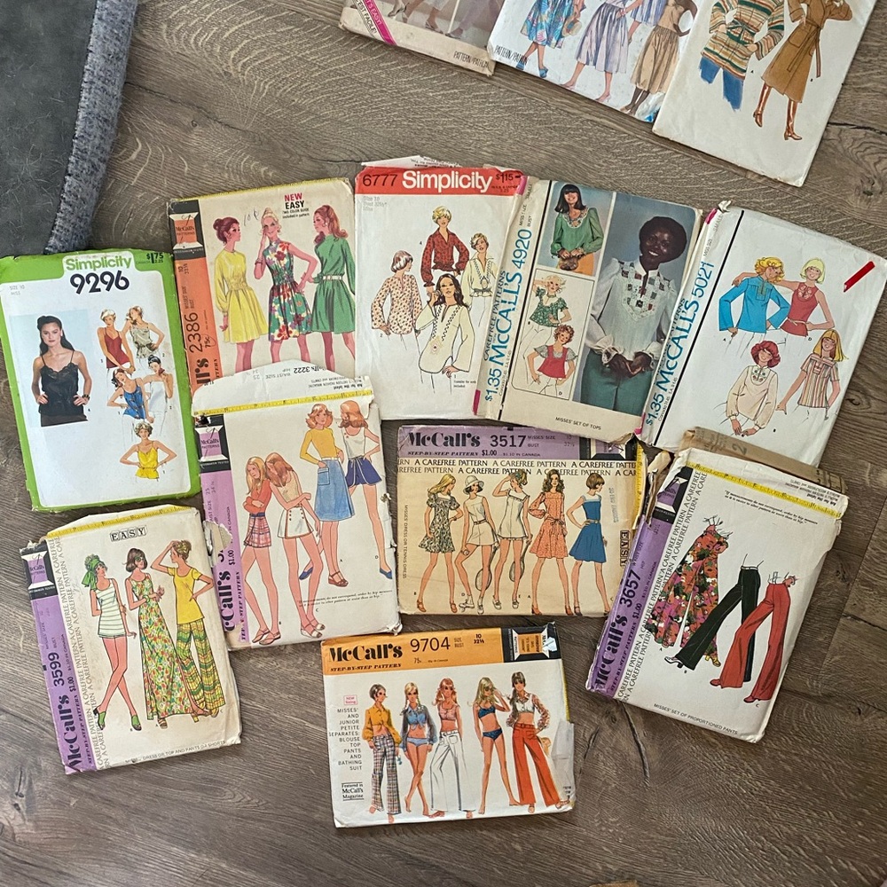 Lot of 70’s vintage sewing patterns